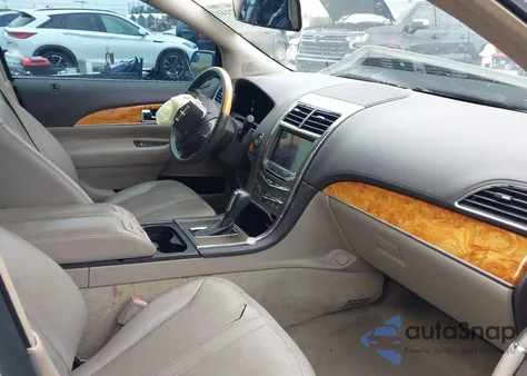 2011 Lincoln Mkx из США, поврежденный, VIN 2LMDJ6JK1BBJ29707